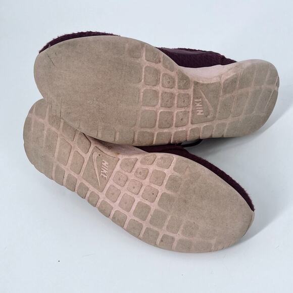 Nike Purple Roshe Runs Women’s Running Sneakers Size 8 - Picture 6 of 6